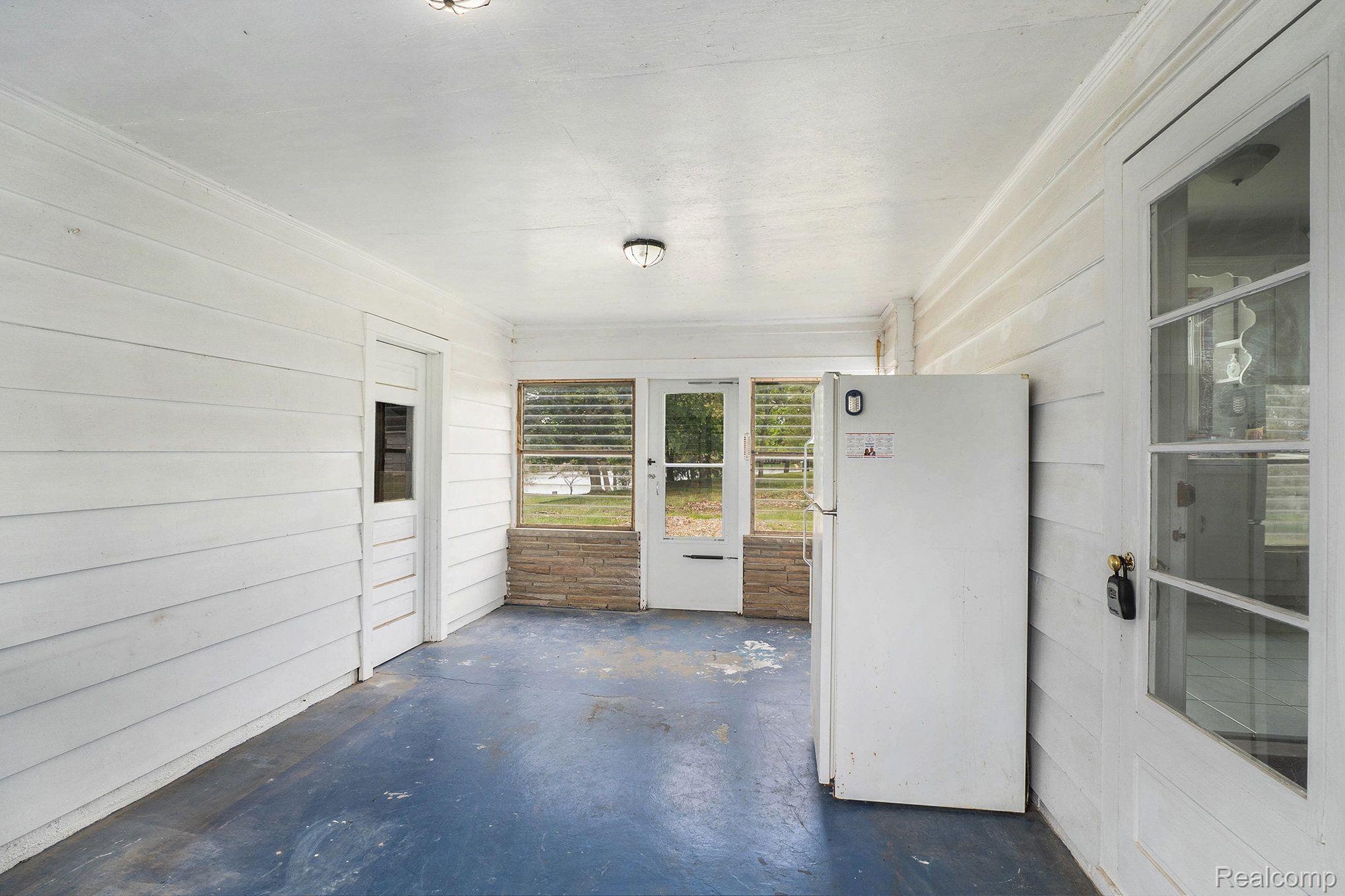 3701 CLINTONVILLE RD