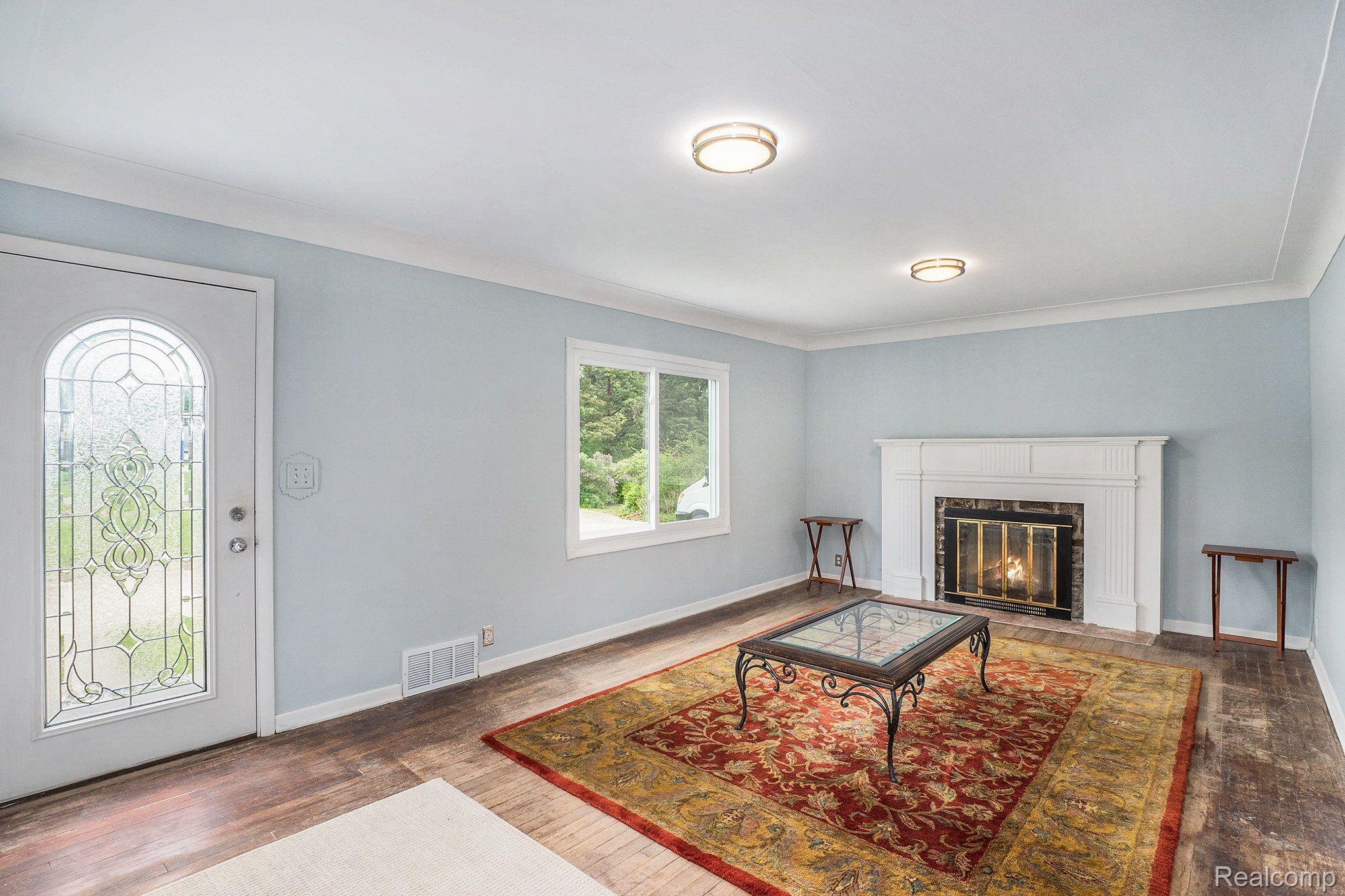 3701 CLINTONVILLE RD