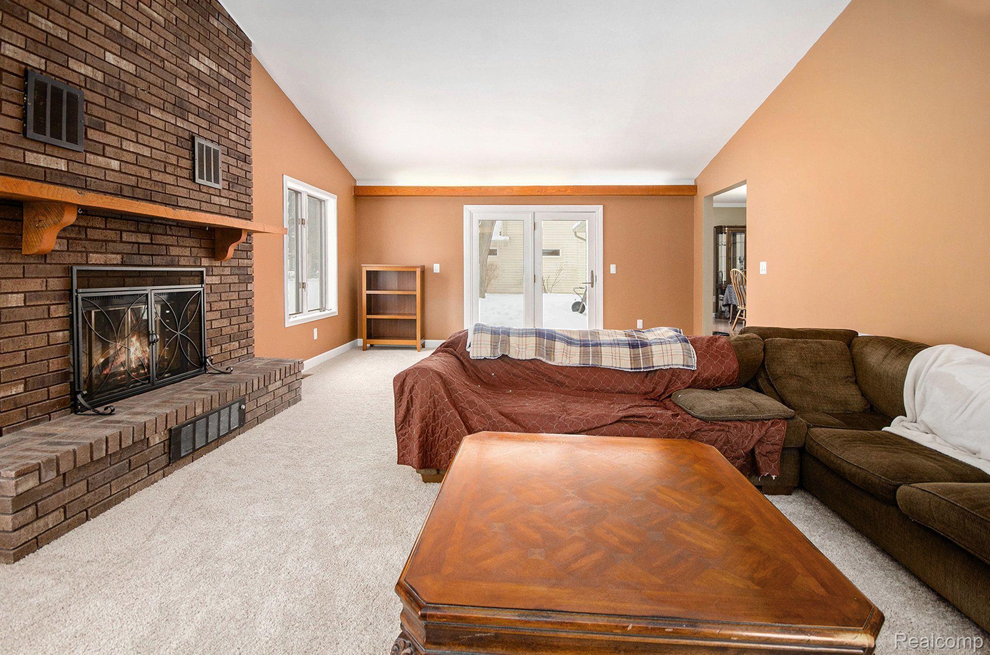 40241 OAK TREE