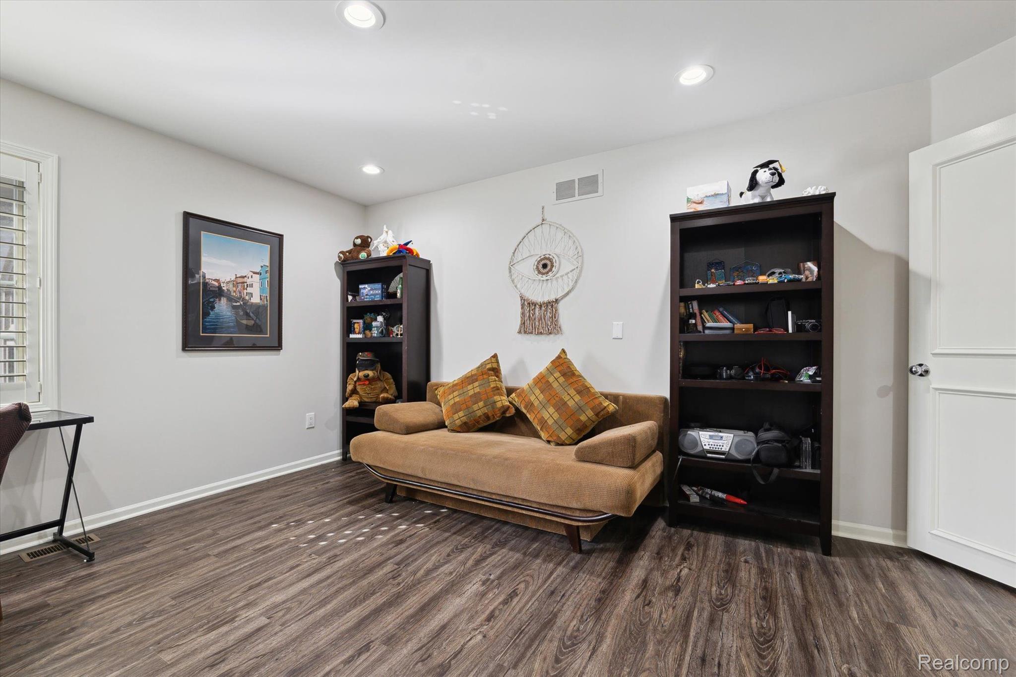 4047 CRANBROOK