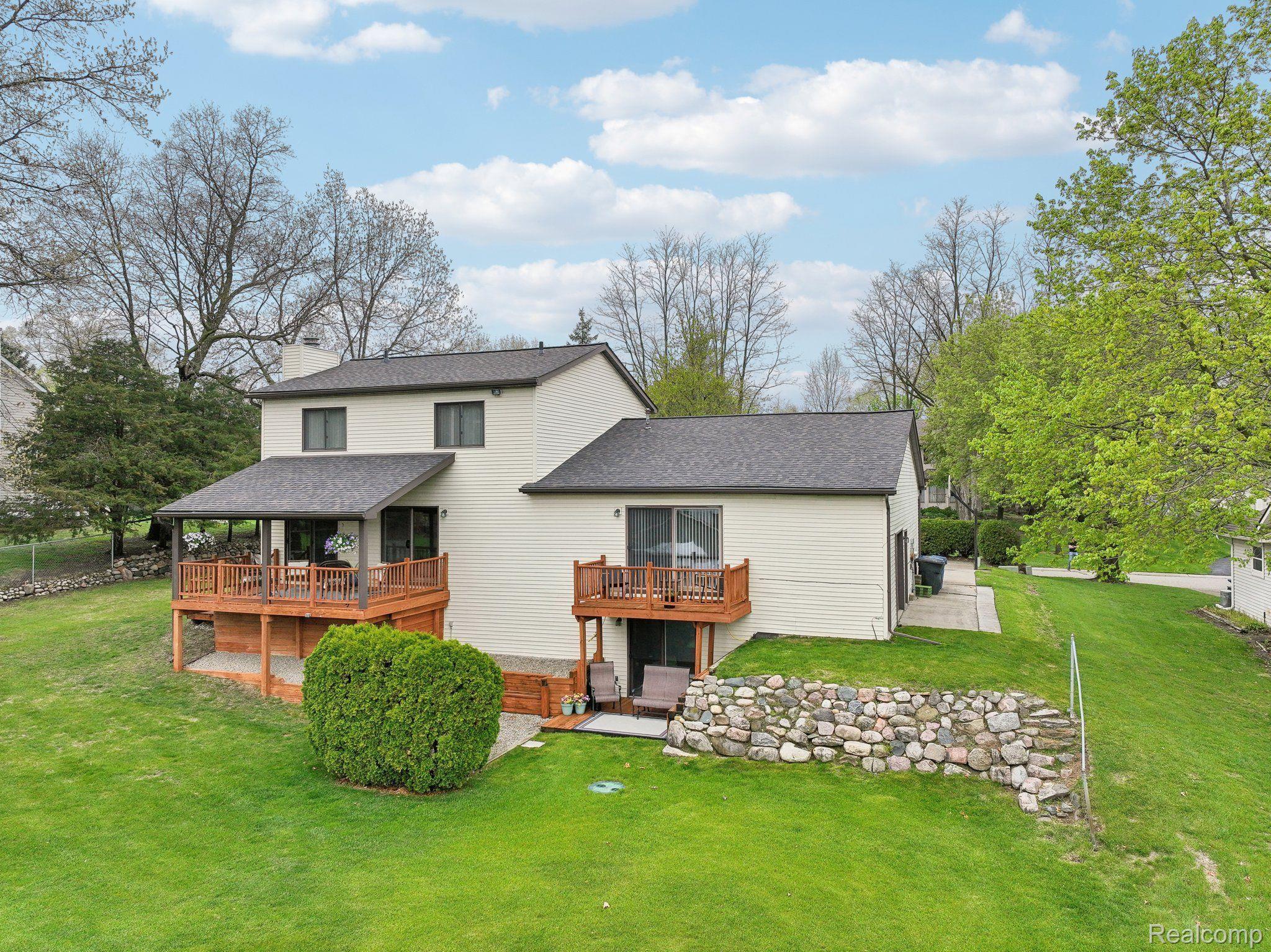 4630 PASTURE LN