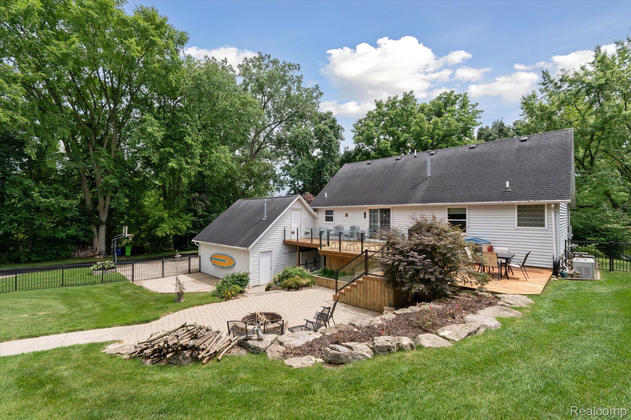 9170 Gale Road