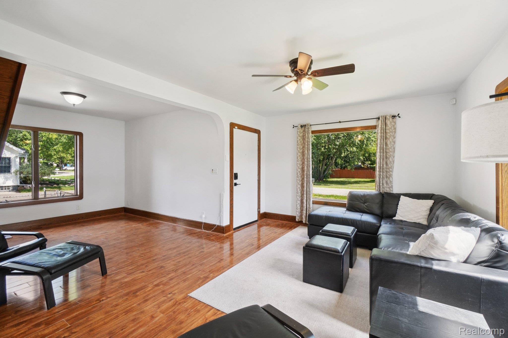 33 Goldner Avenue