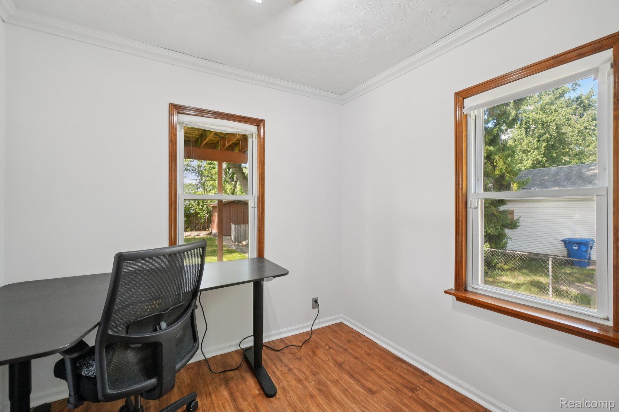 33 Goldner Avenue