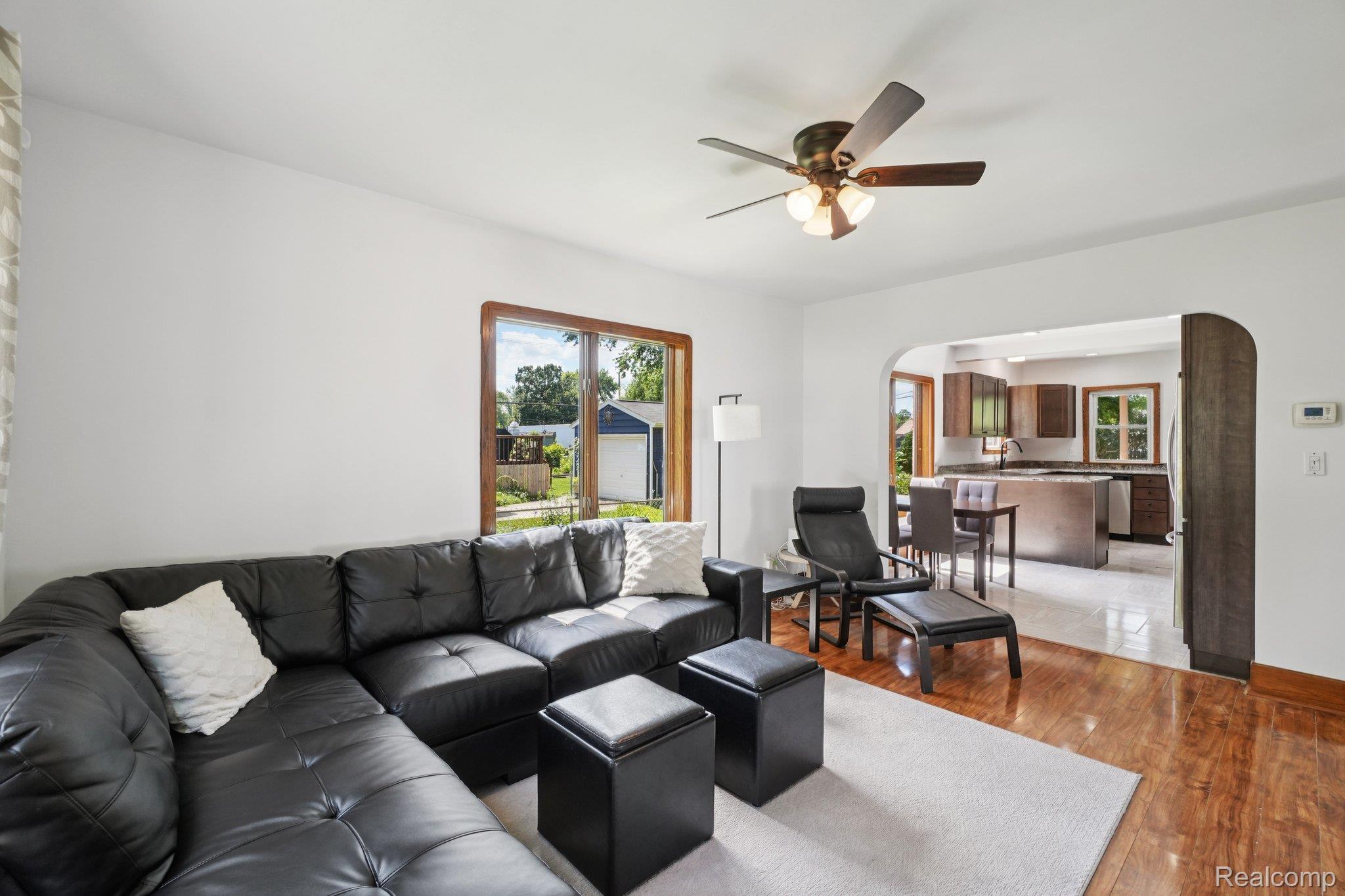 33 Goldner Avenue