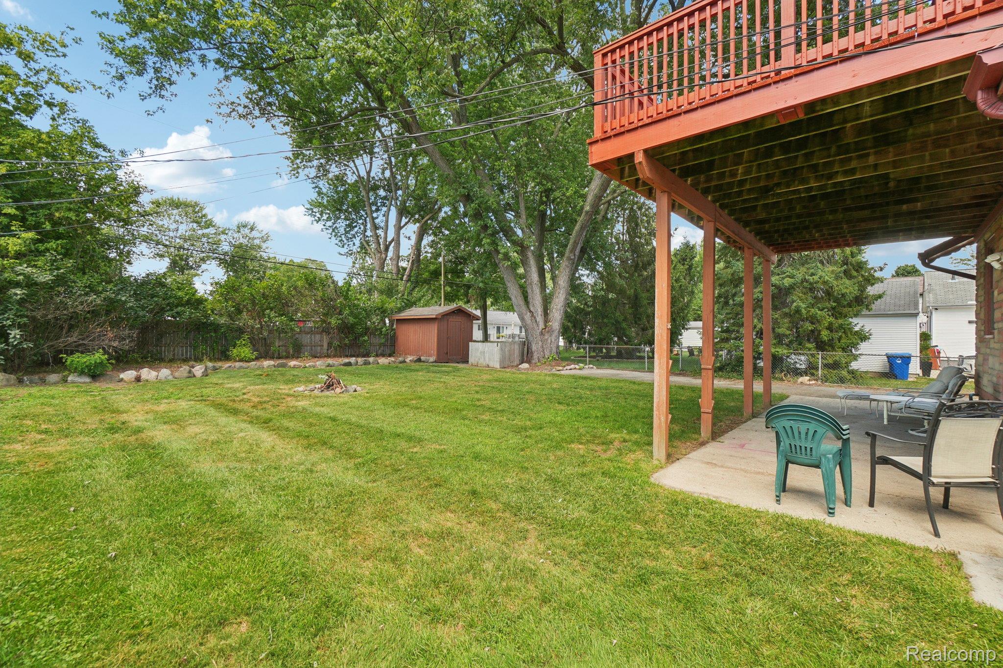 33 Goldner Avenue
