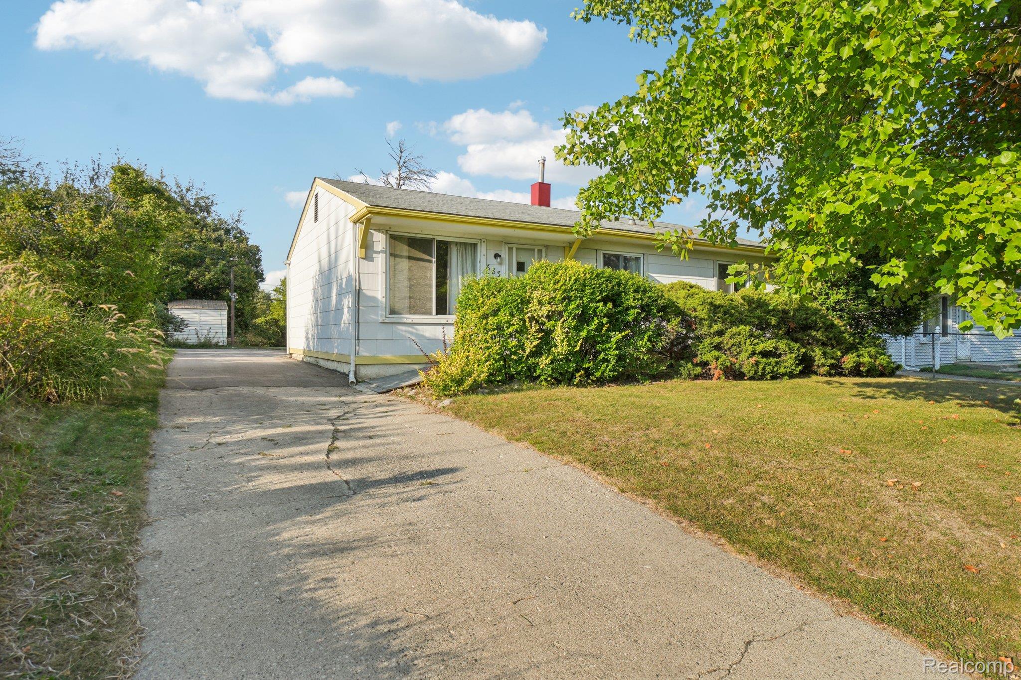 683 Clara Avenue