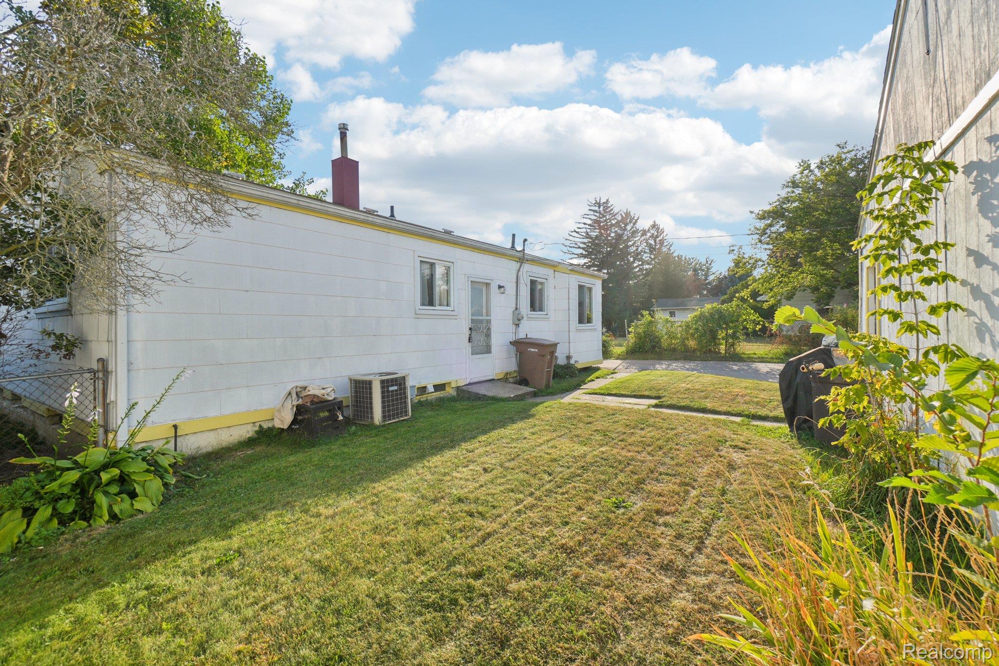 683 Clara Avenue