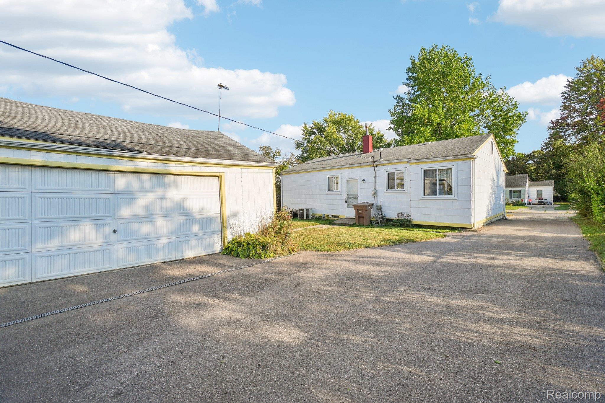 683 Clara Avenue
