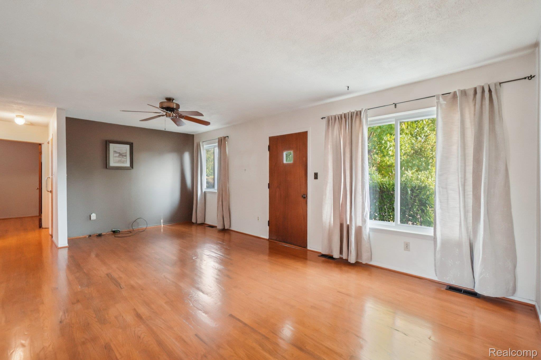 683 Clara Avenue