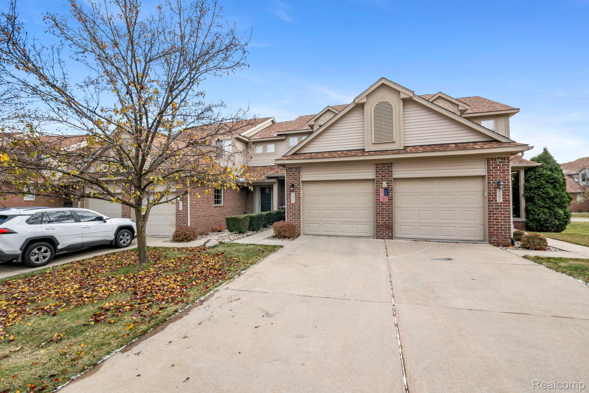 1295 Edelweiss Lane