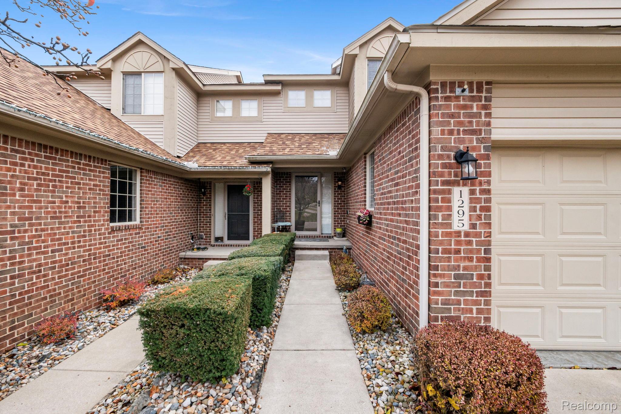 1295 Edelweiss Lane