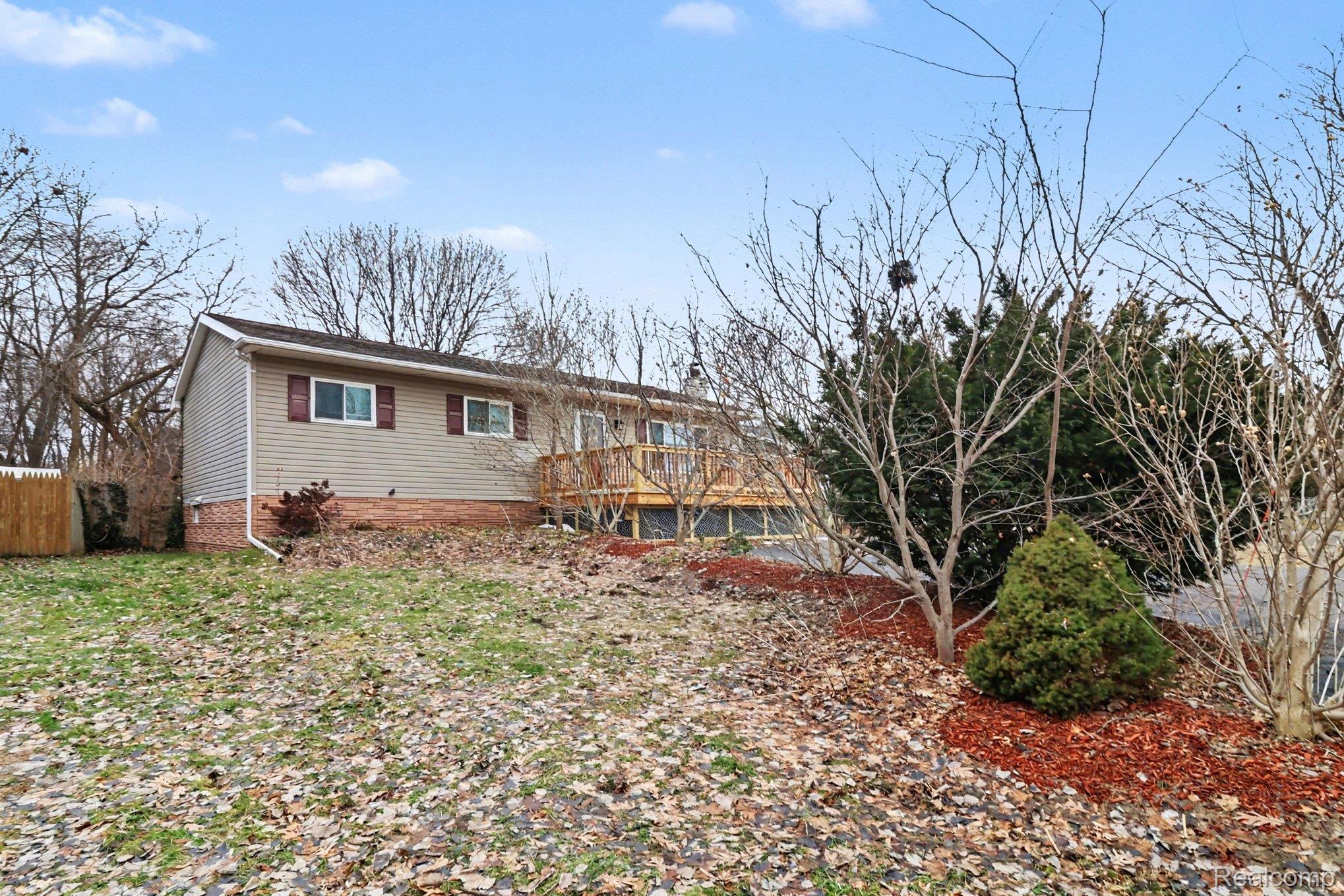 845 Crescent Lake Road