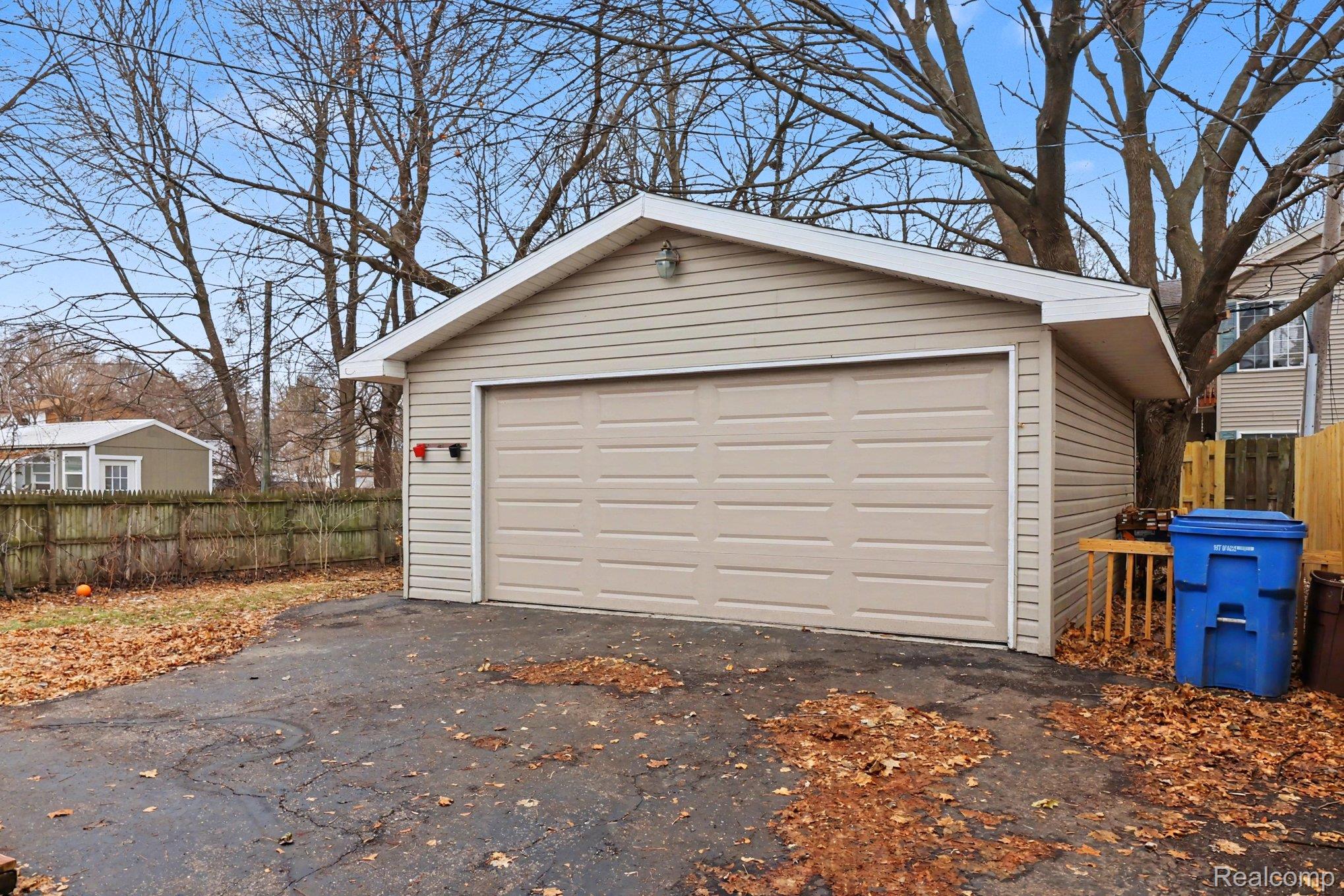 845 Crescent Lake Road