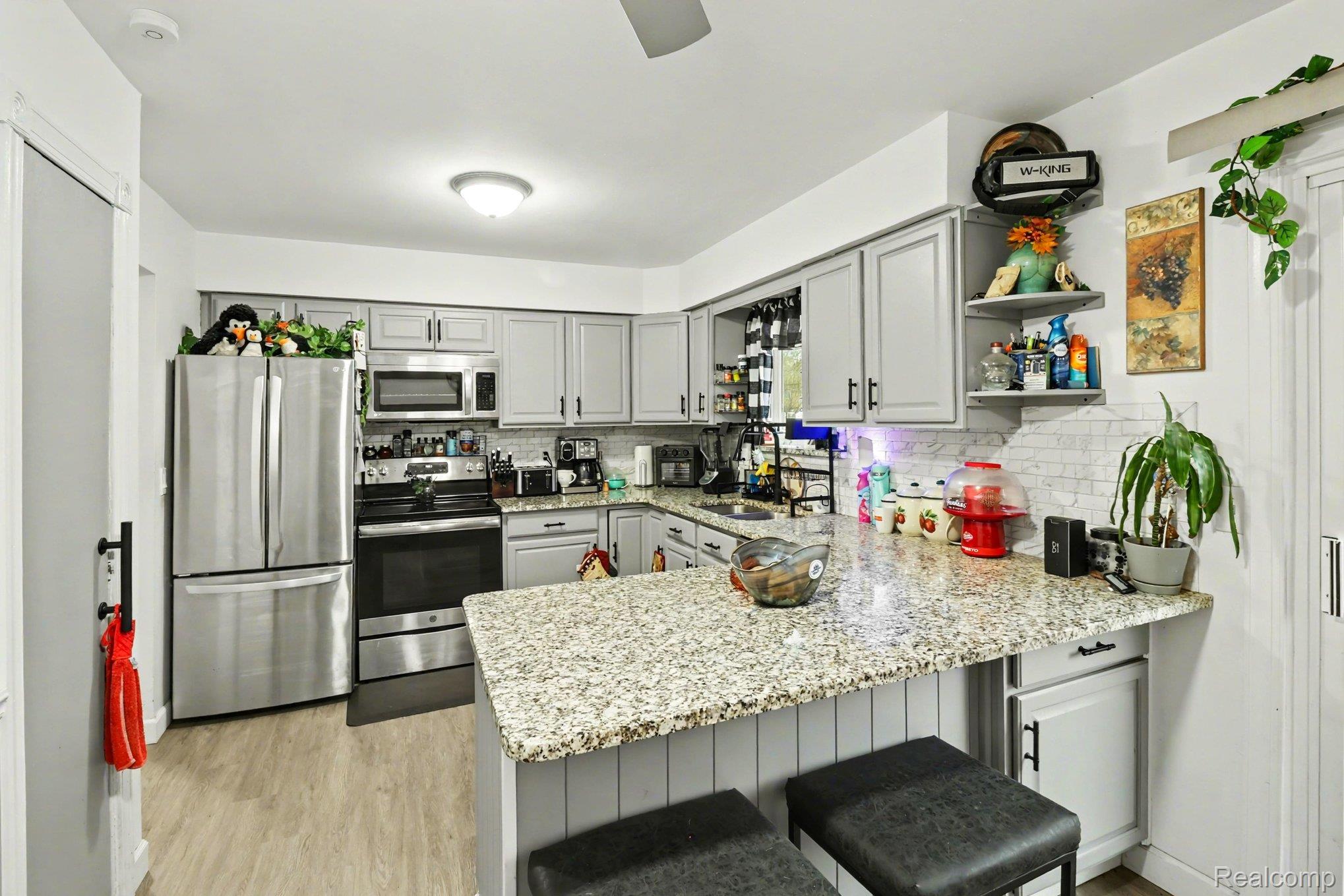 845 Crescent Lake Road