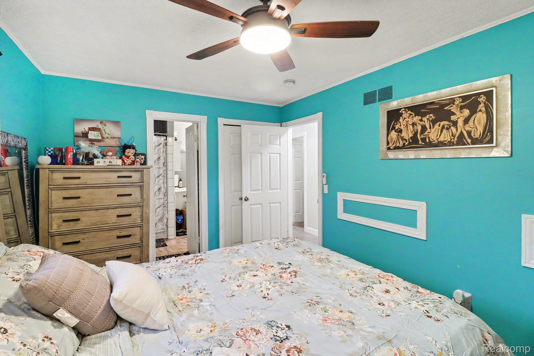 845 Crescent Lake Road