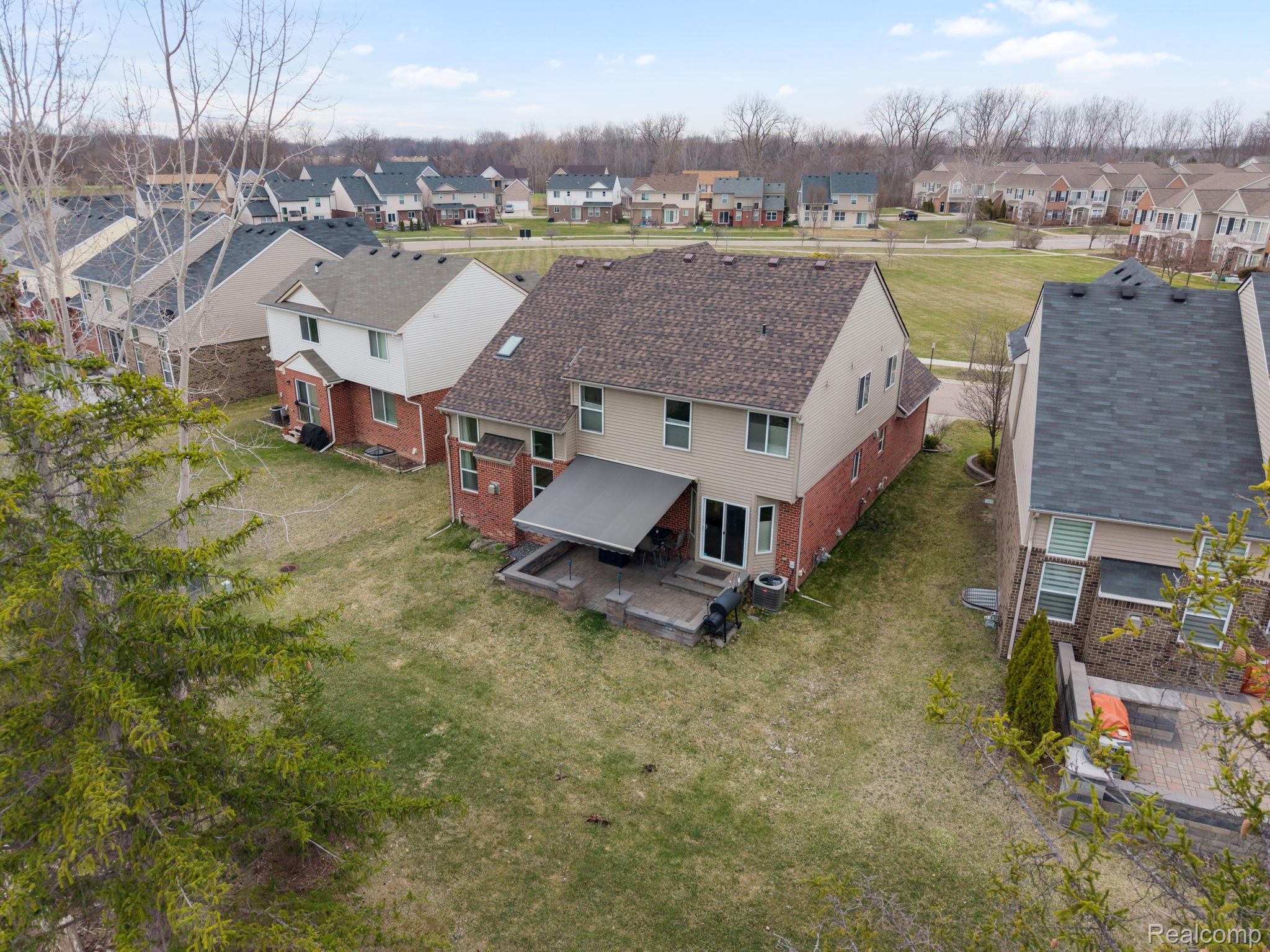 2495 Knollwood Drive