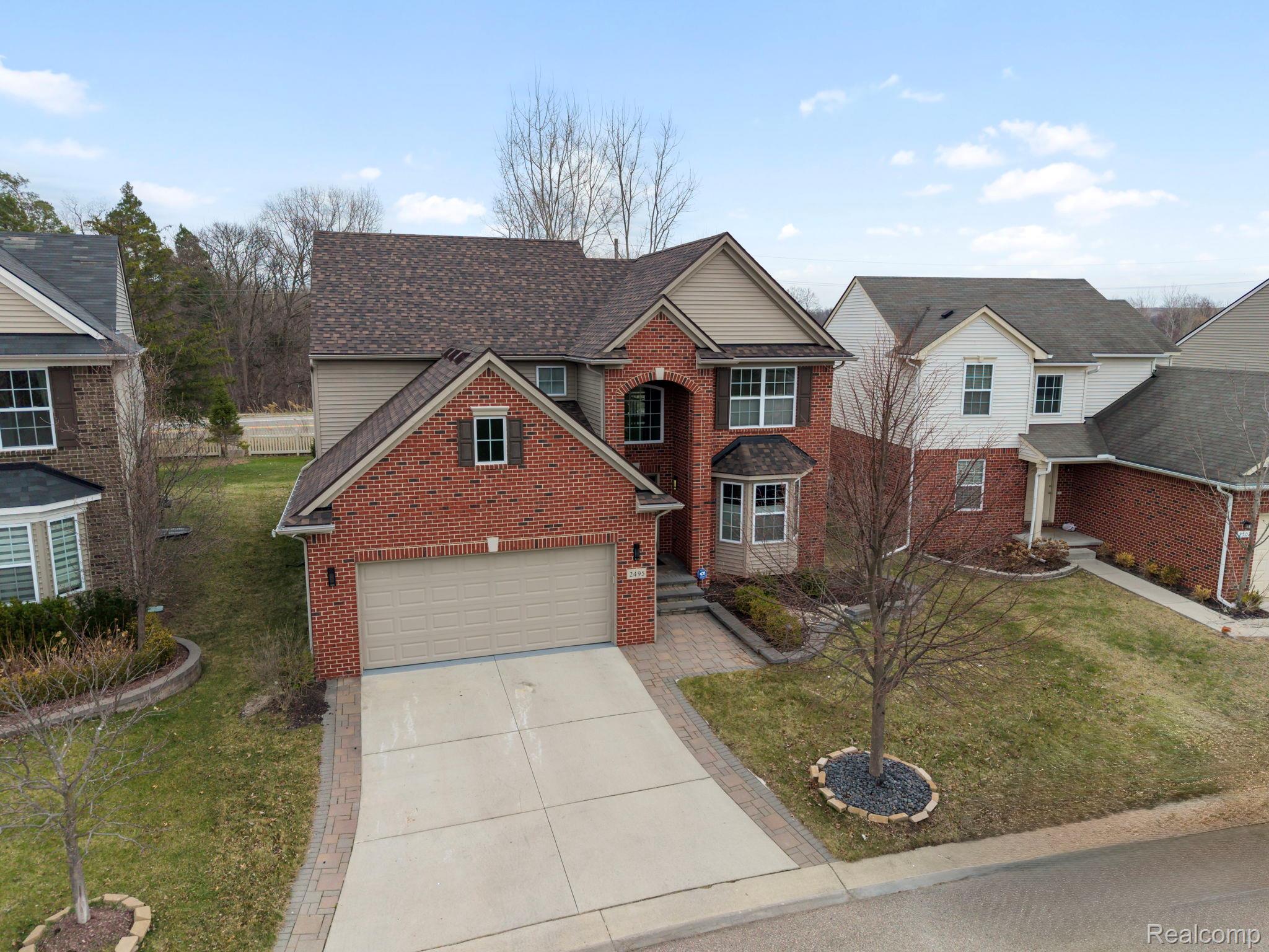 2495 Knollwood Drive