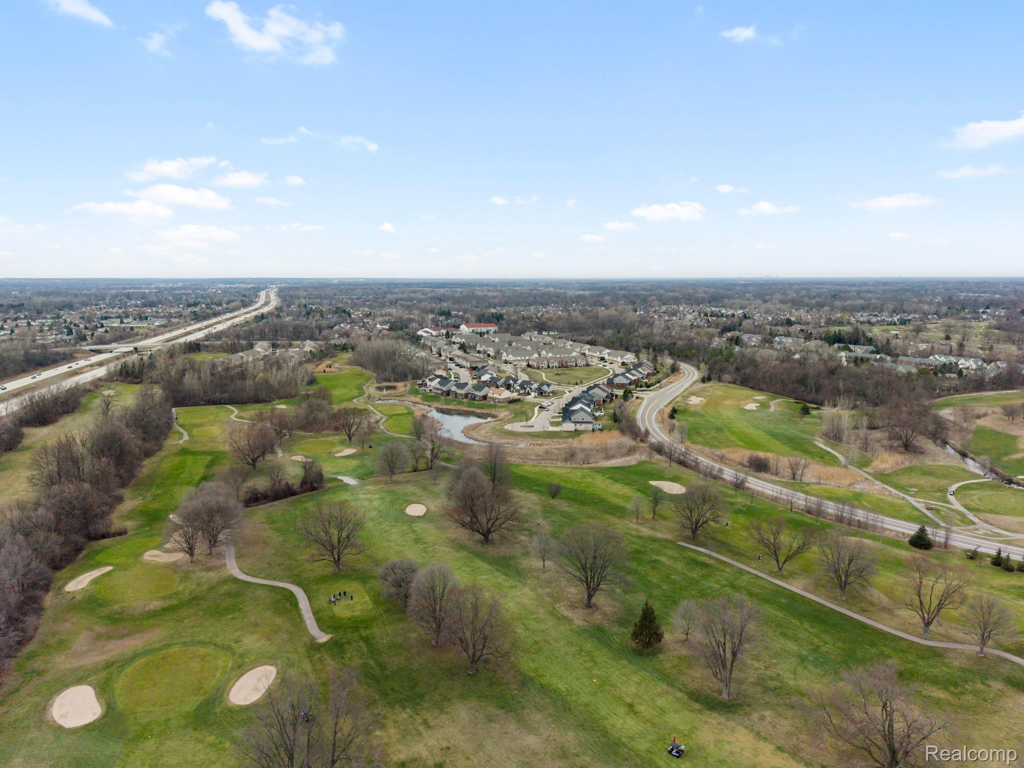 2495 Knollwood Drive