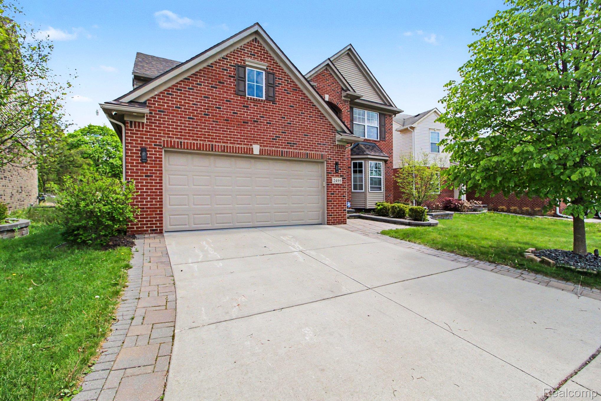 2495 Knollwood Drive