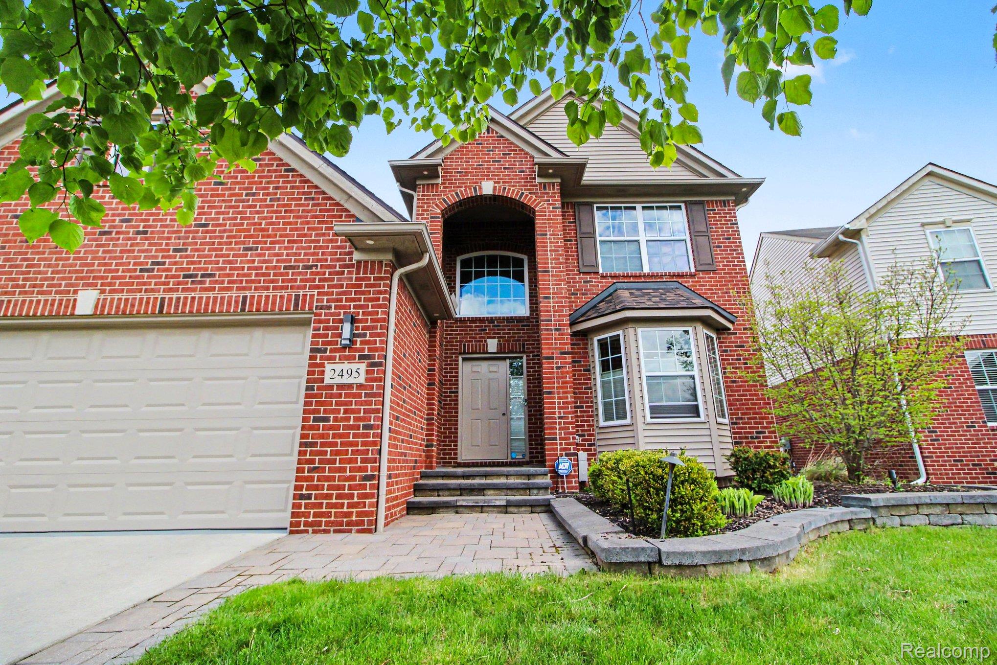 2495 Knollwood Drive