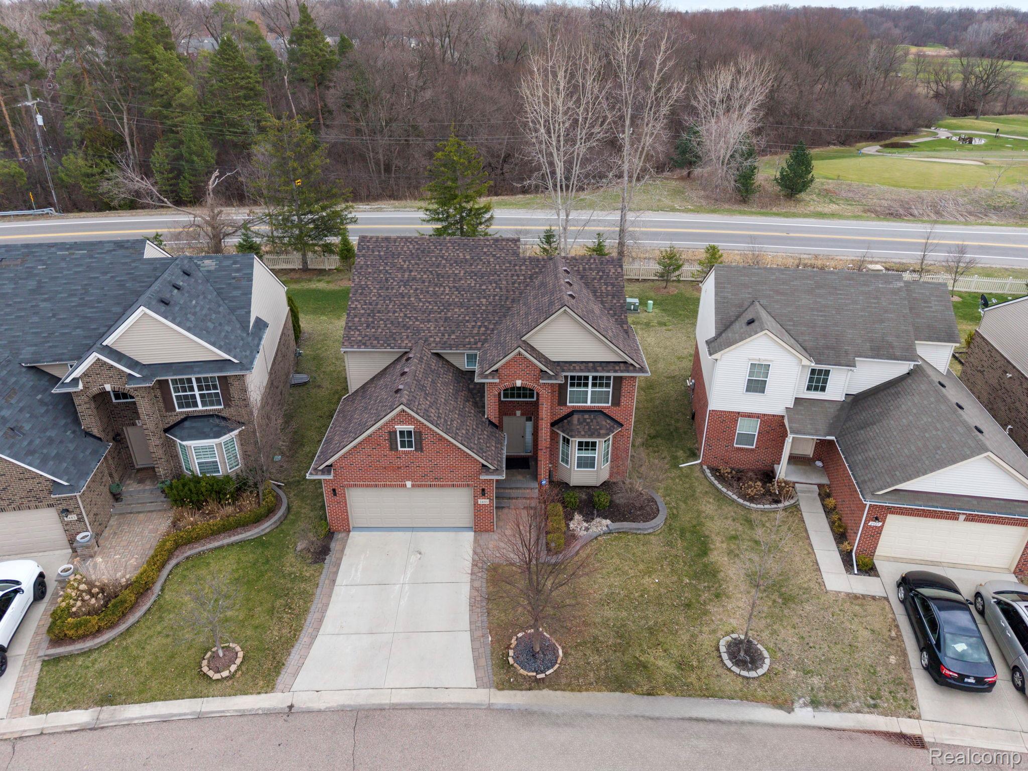 2495 Knollwood Drive