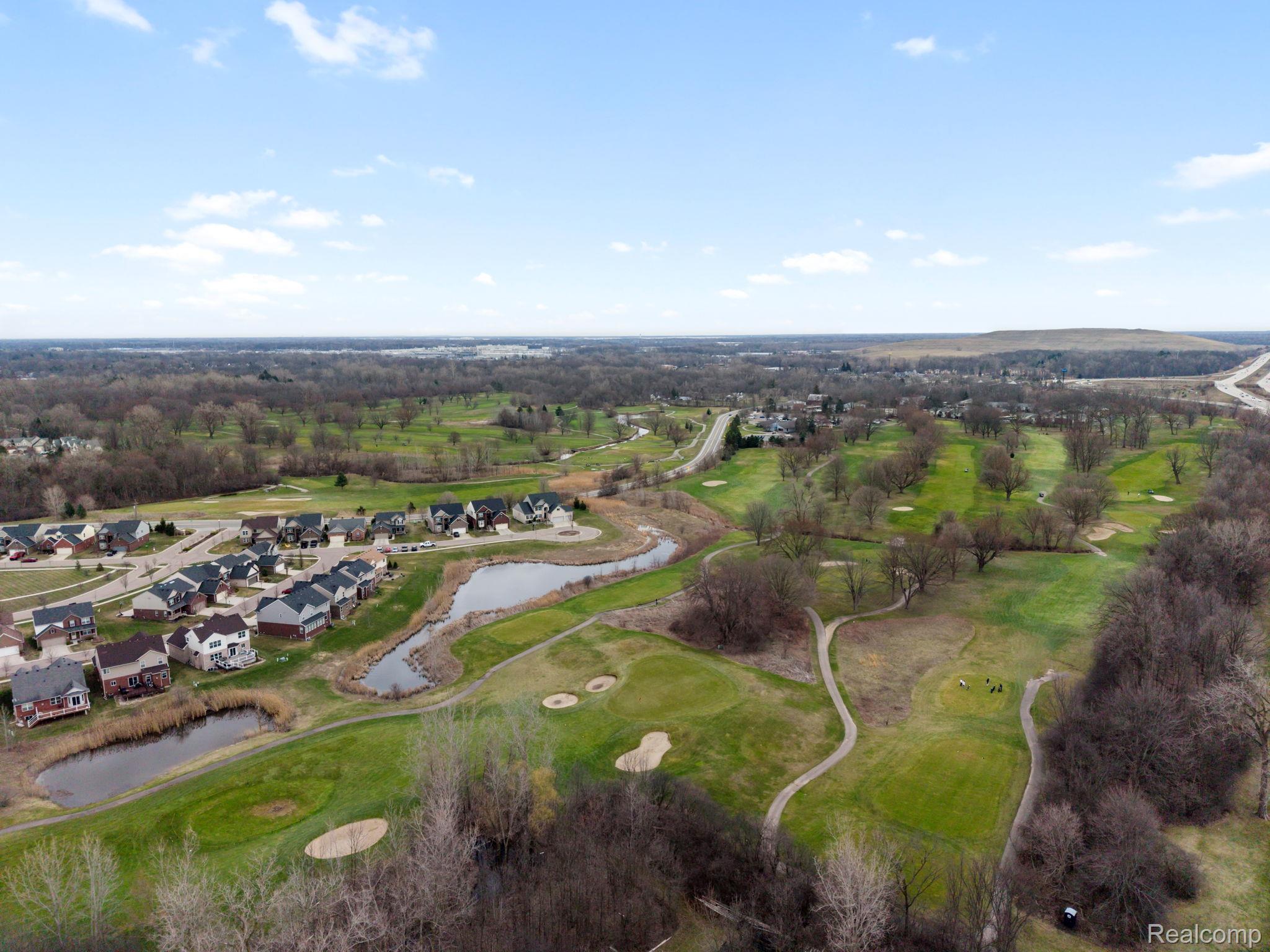2495 Knollwood Drive