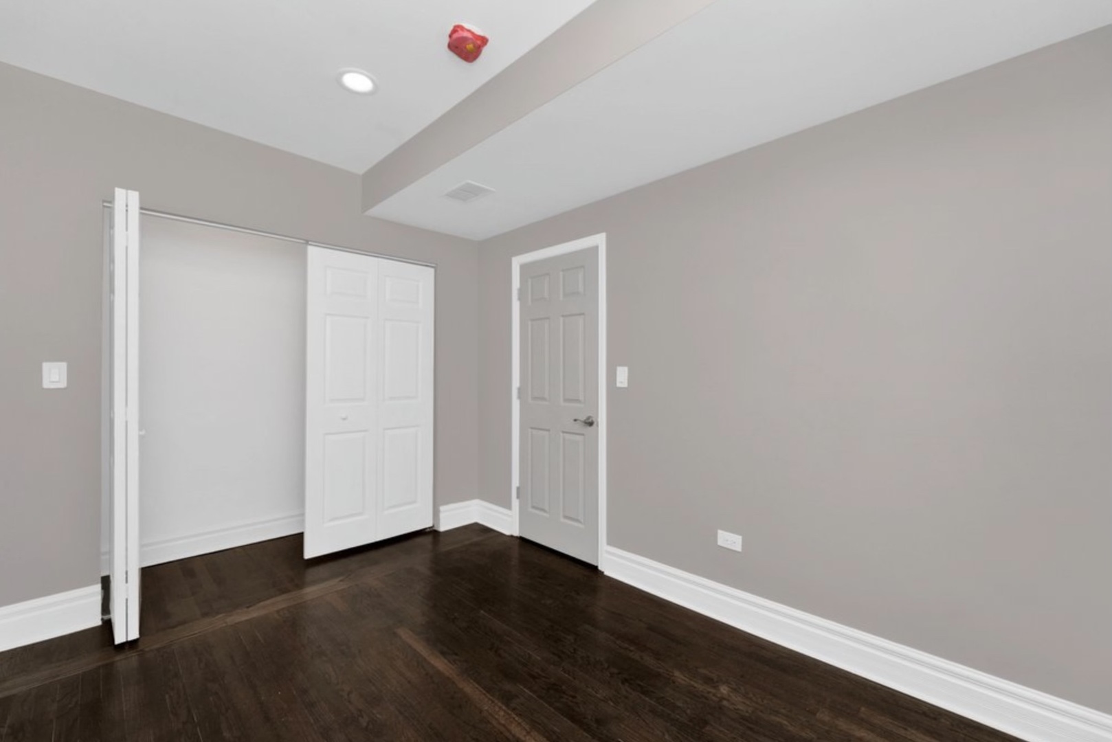 2118 59th Avenue Unit: 3
