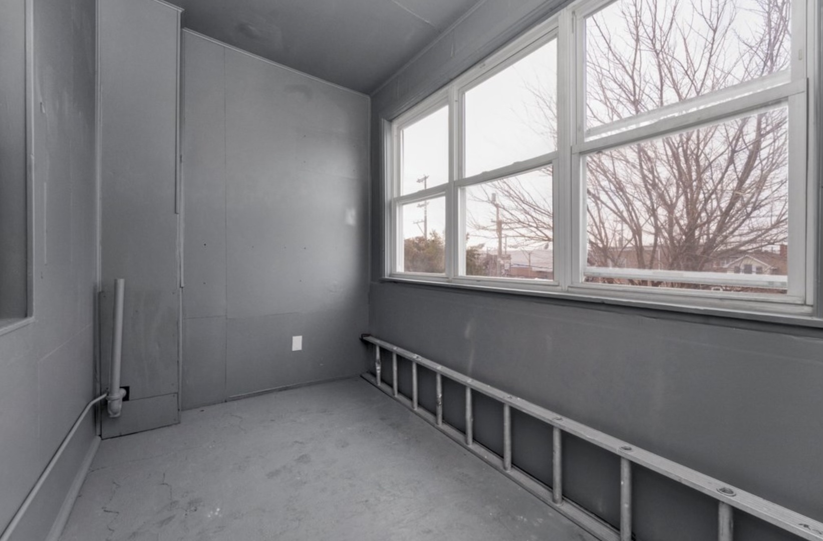 2118 59th Avenue Unit: 3