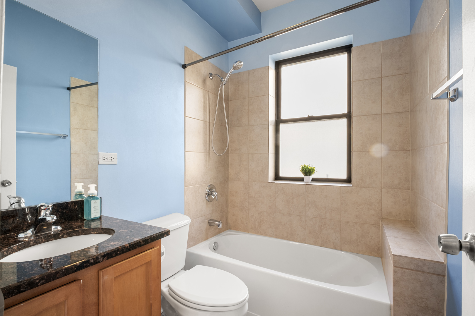 5227 S Drexel Avenue Unit: 1