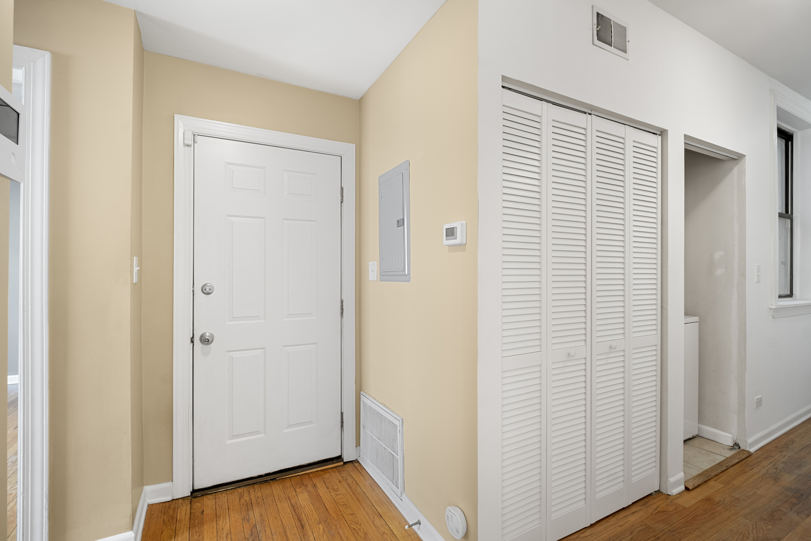 5227 S Drexel Avenue Unit: 1