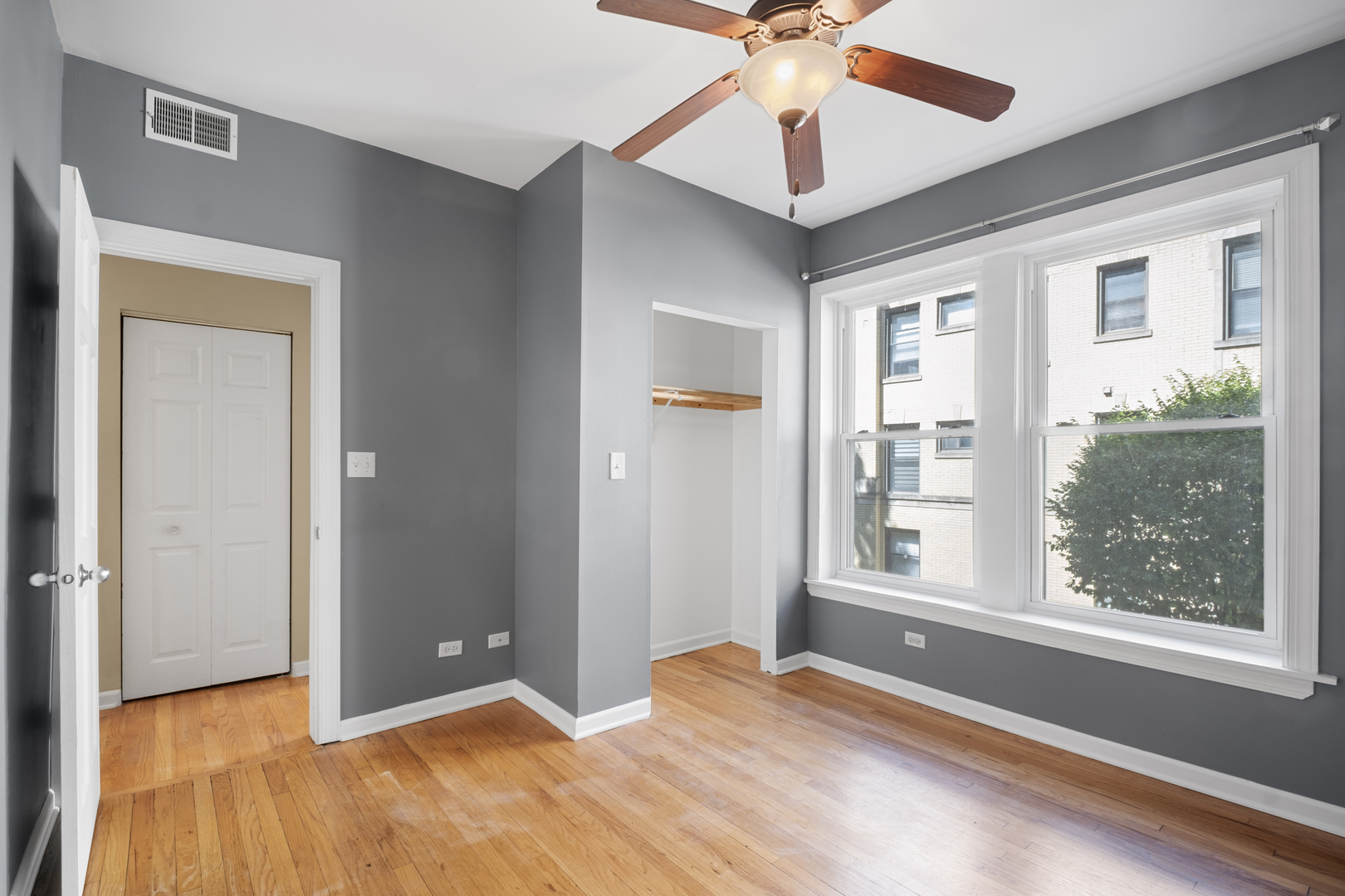 5227 S Drexel Avenue Unit: 1