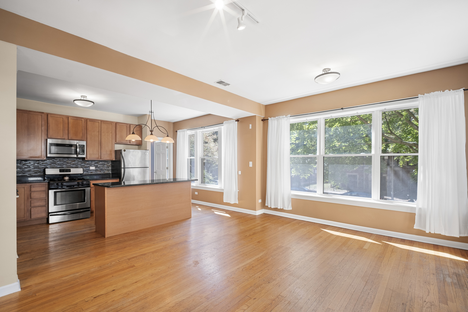 5227 S Drexel Avenue Unit: 1