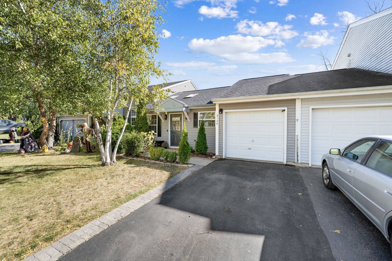 3120 Lynette Lane