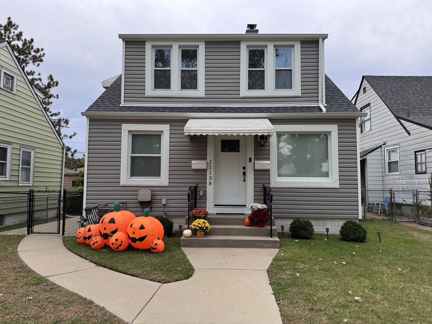 11138 S Avenue M Unit: 2