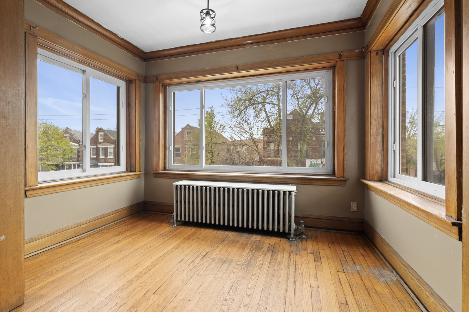 4135 W 31st Street