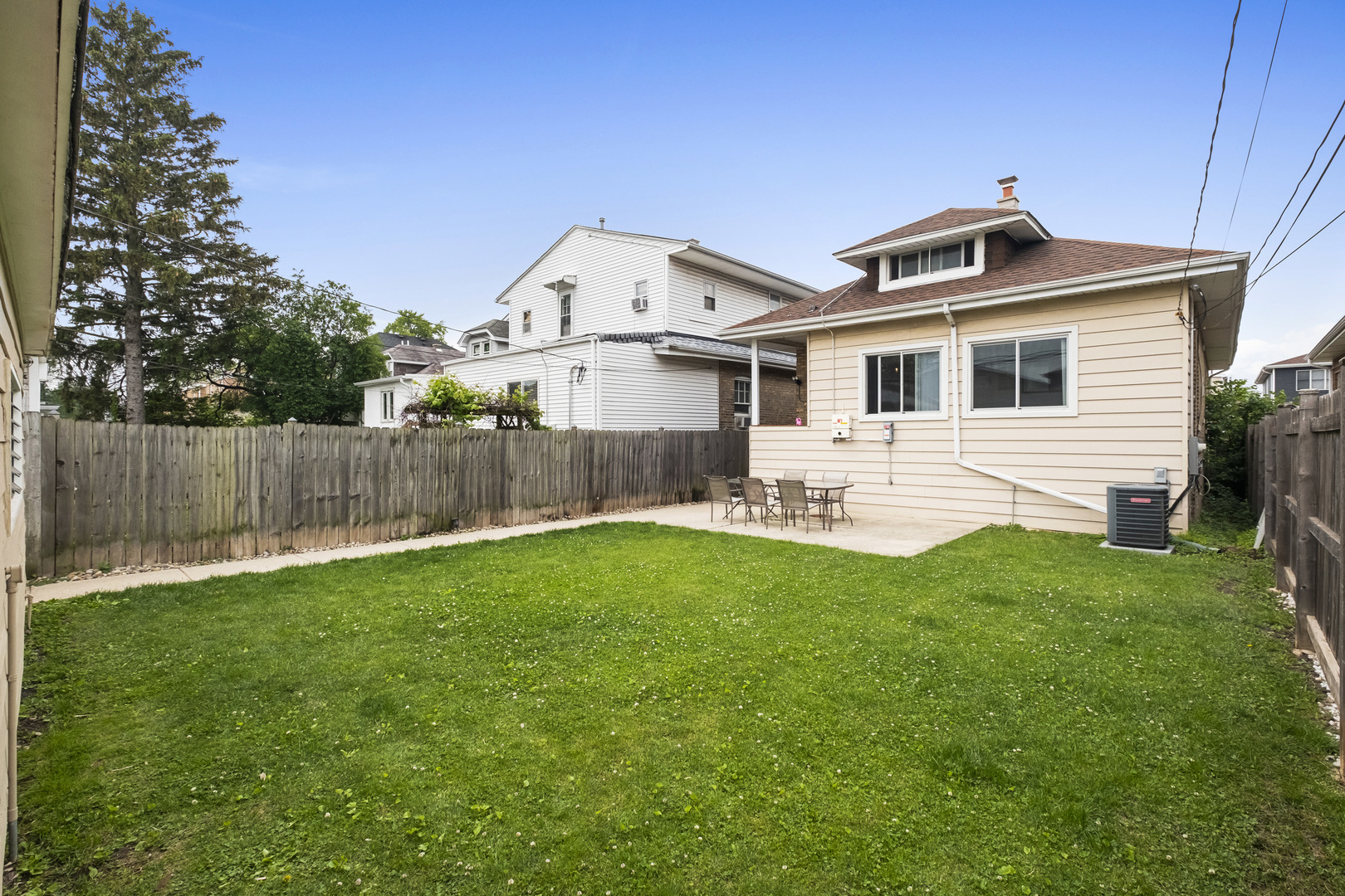 2033 N 73rd Avenue