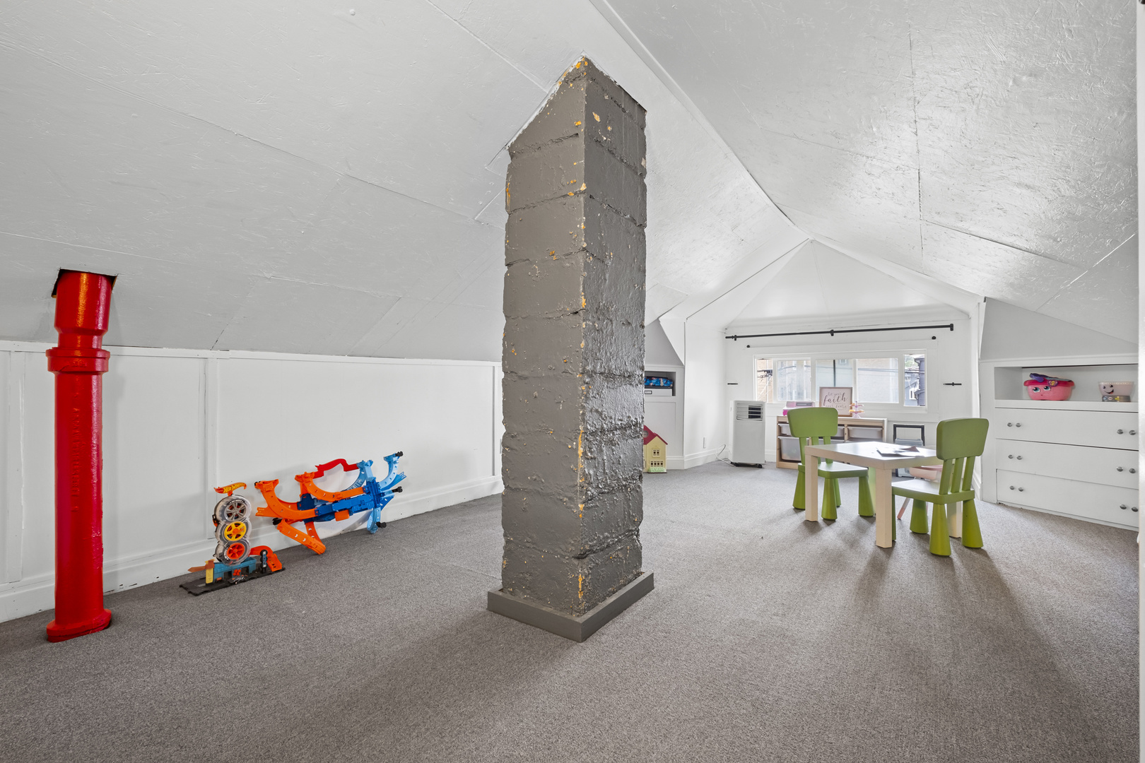 2033 N 73rd Avenue