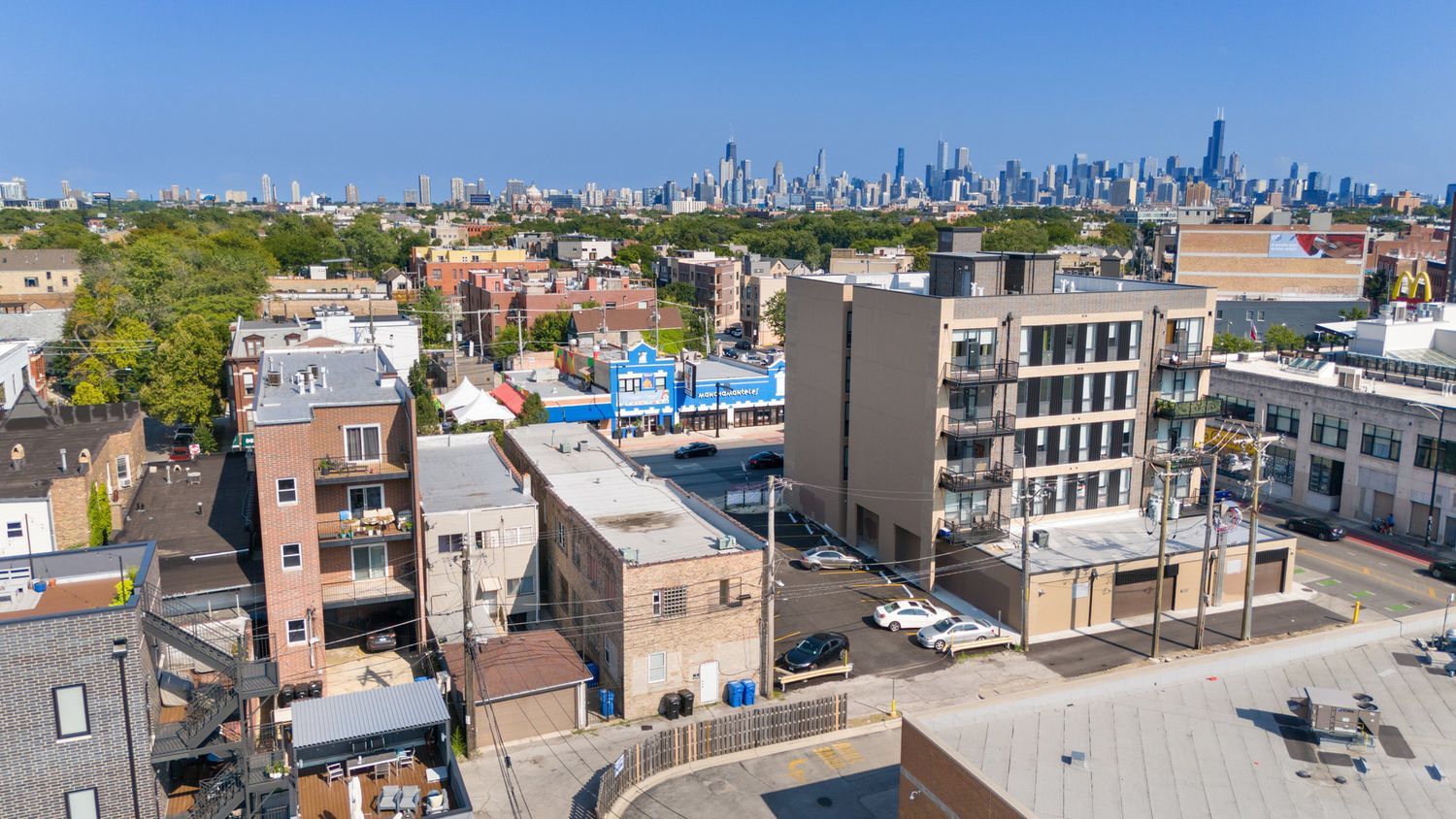 2014 N Western Avenue