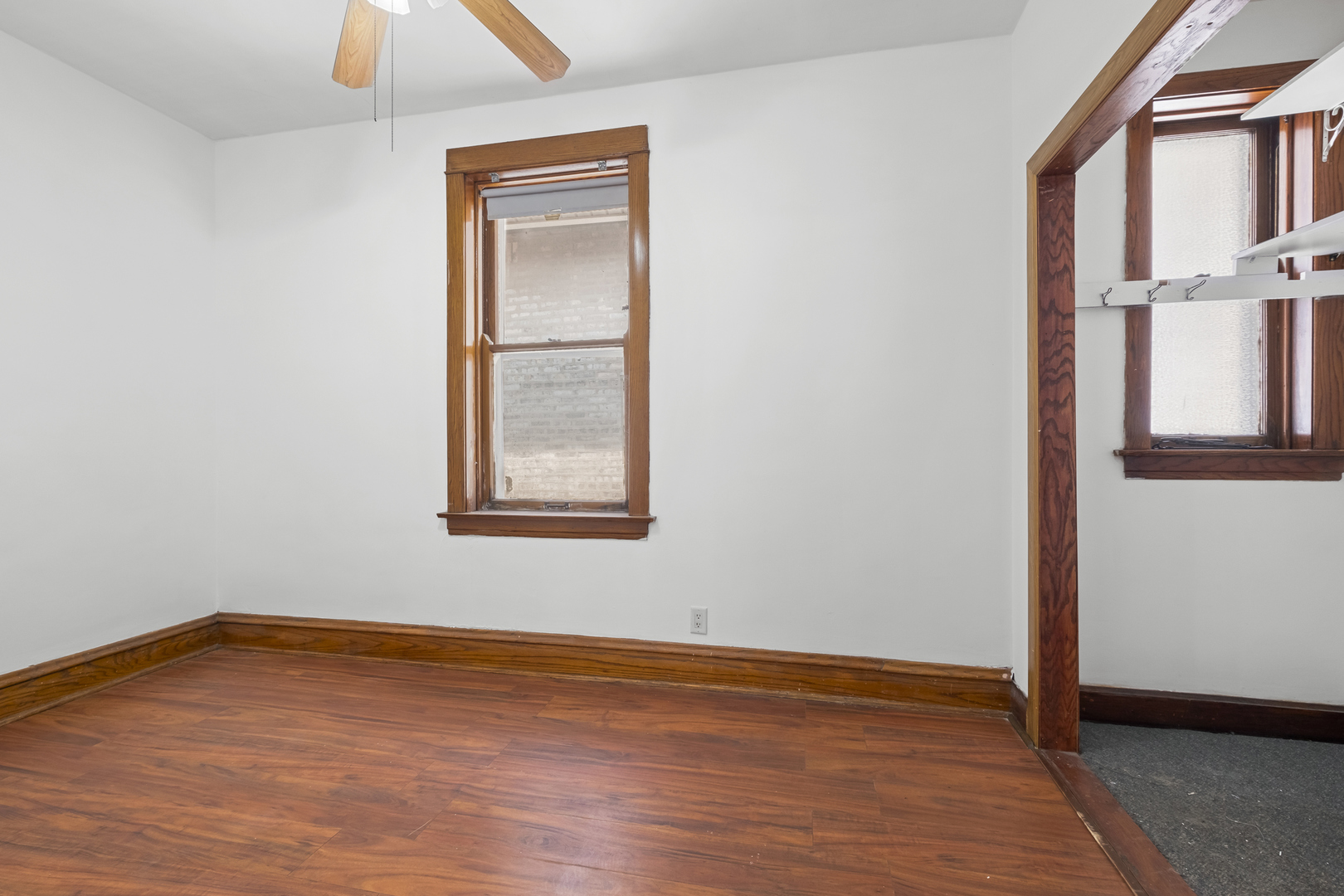 2219 S 60th Court