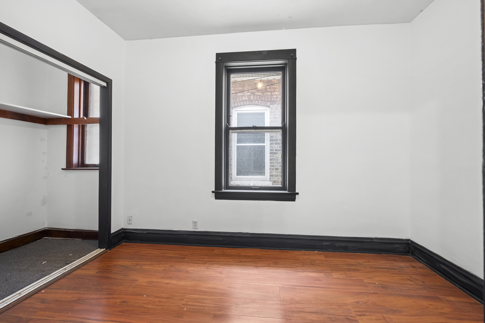 2219 S 60th Court