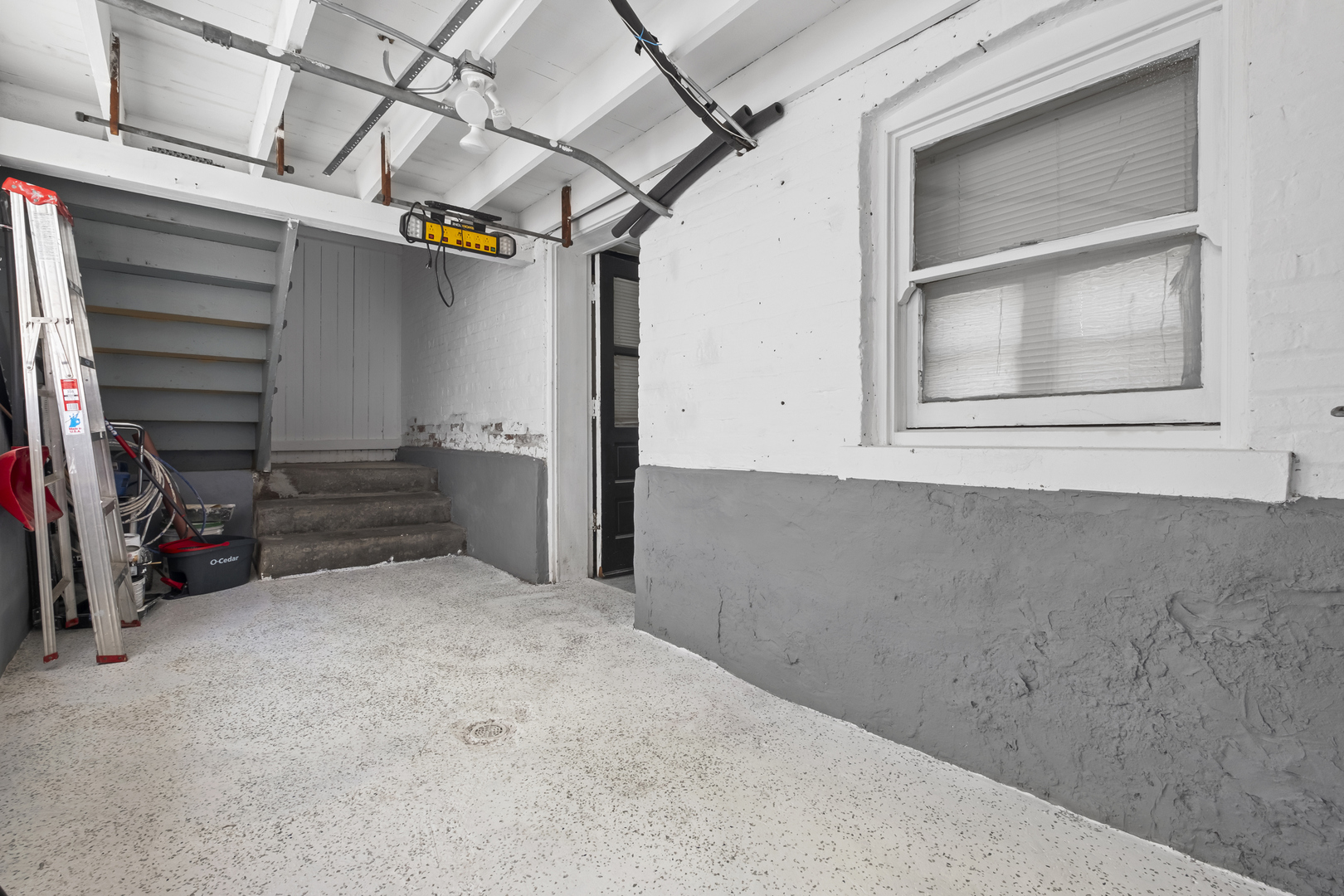2219 S 60th Court