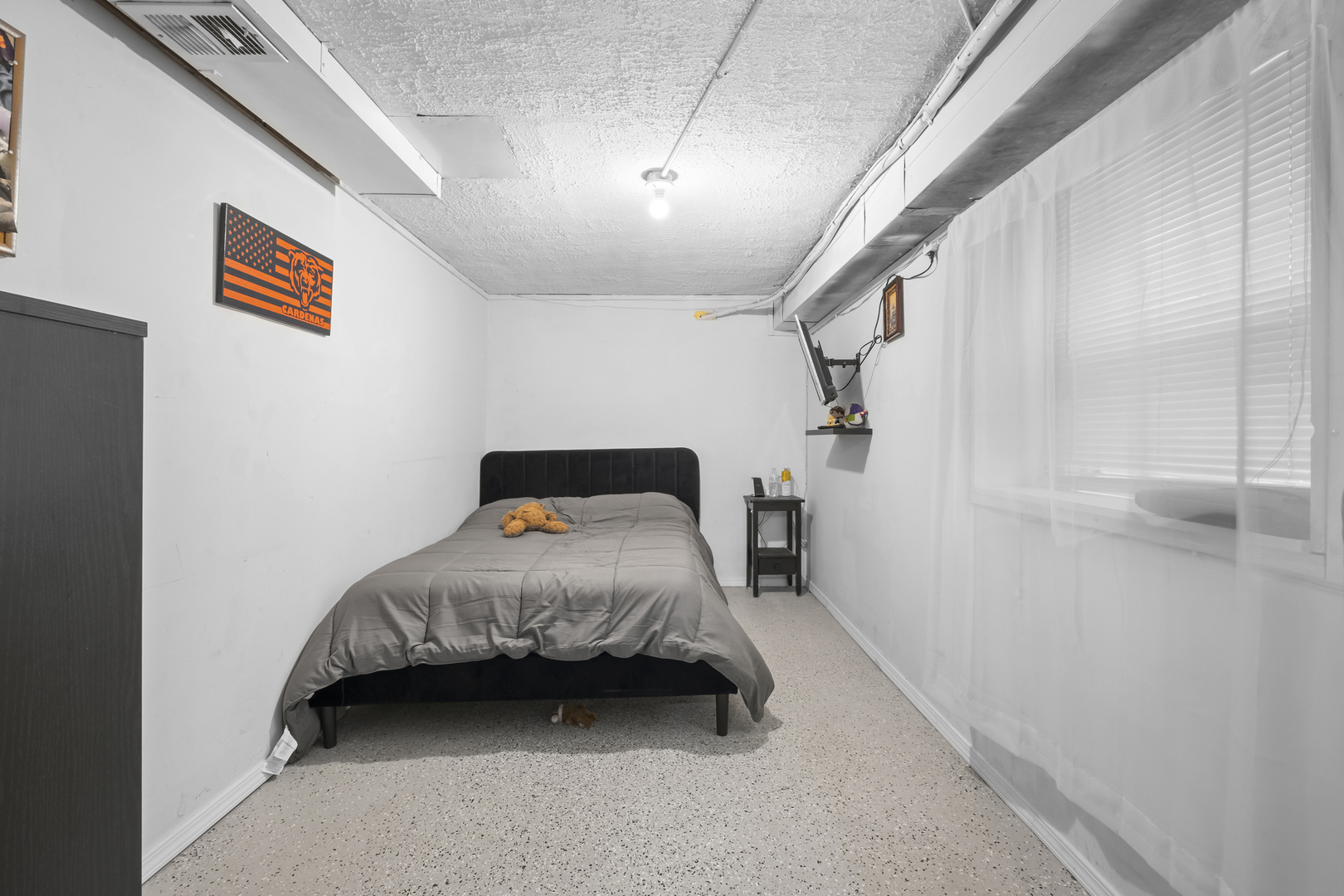 2219 S 60th Court