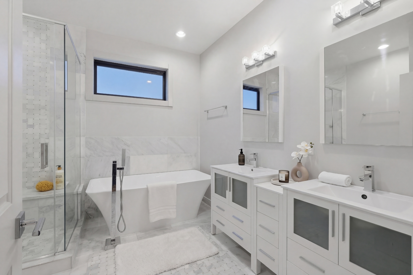 4226 S Ellis Avenue Unit: 4S
