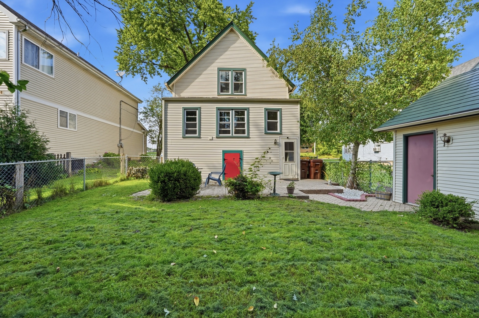 315 Forest Avenue