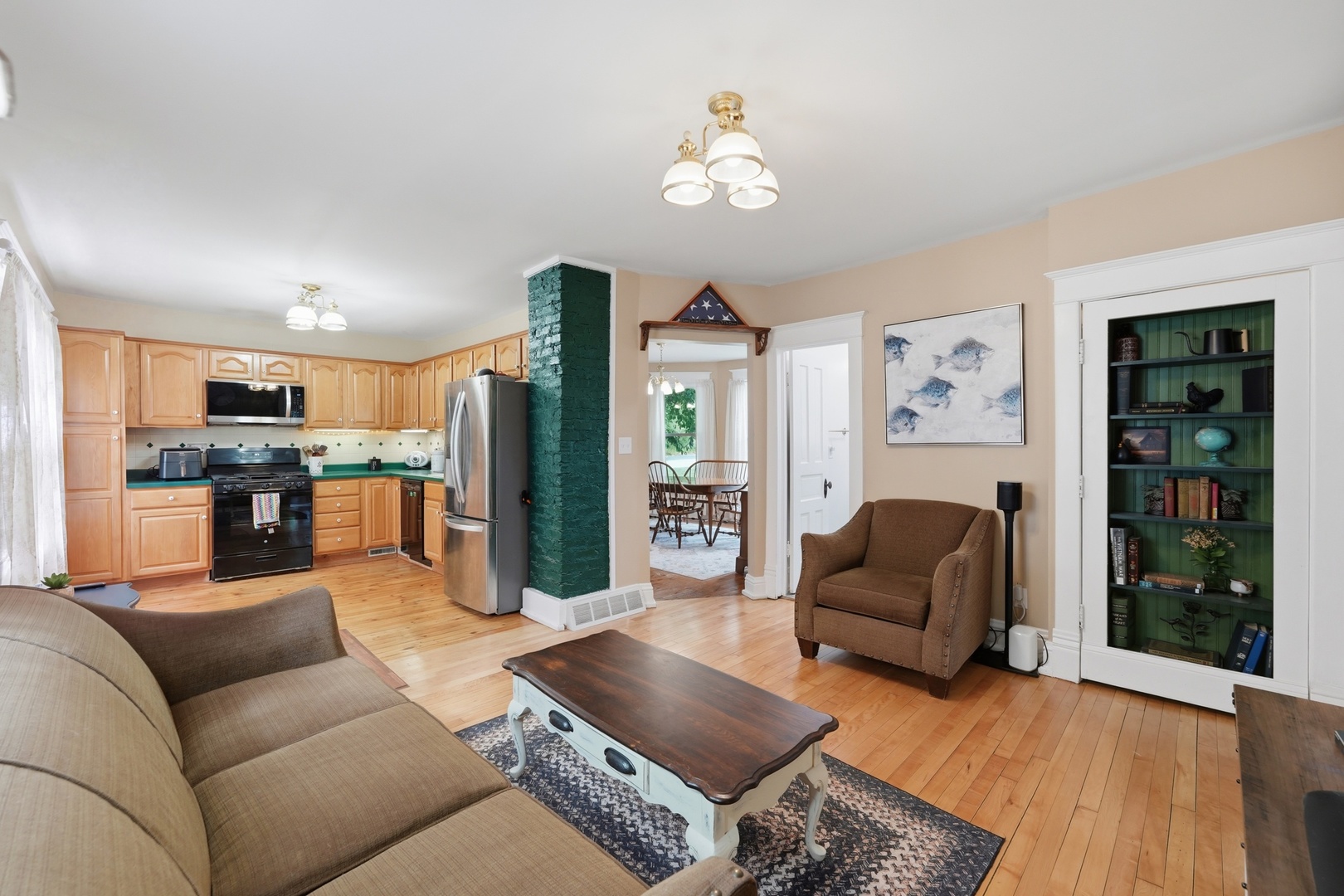 315 Forest Avenue