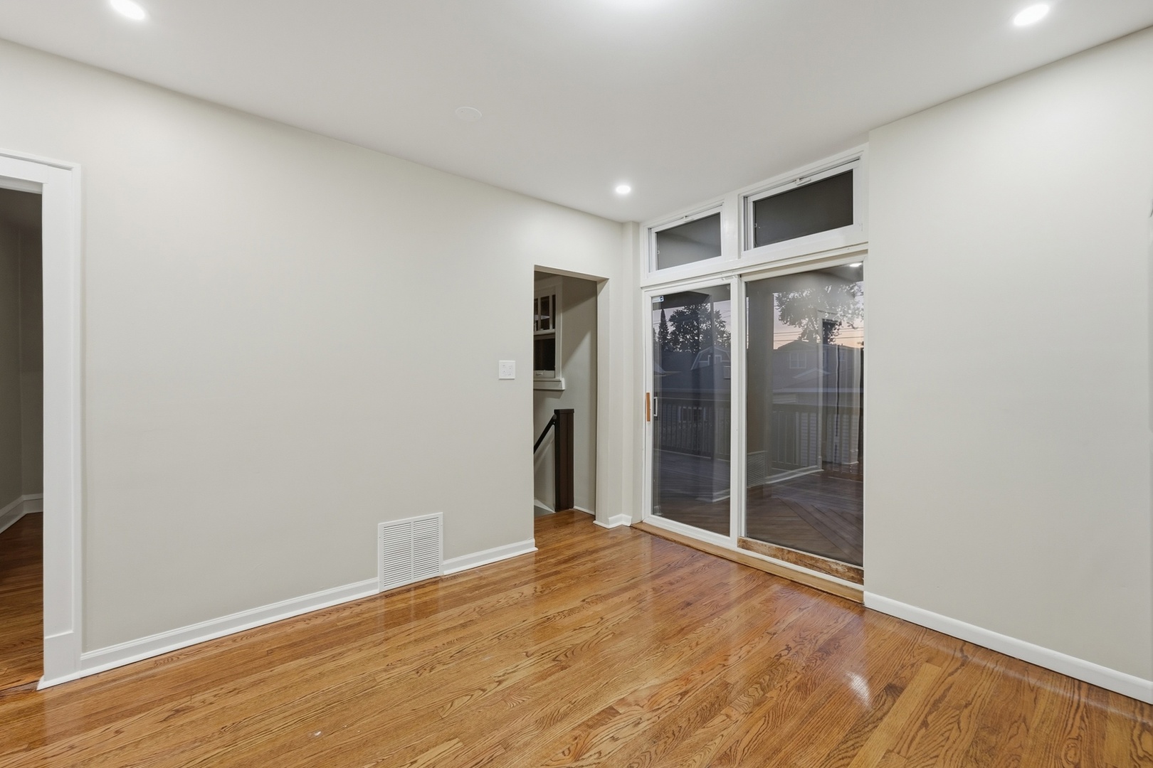 2134 N 73rd Avenue Unit: 1