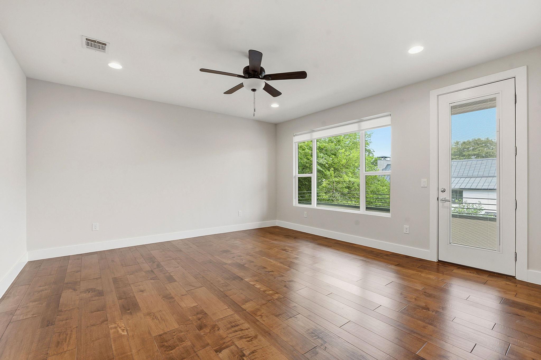 1307 Clifford Ave