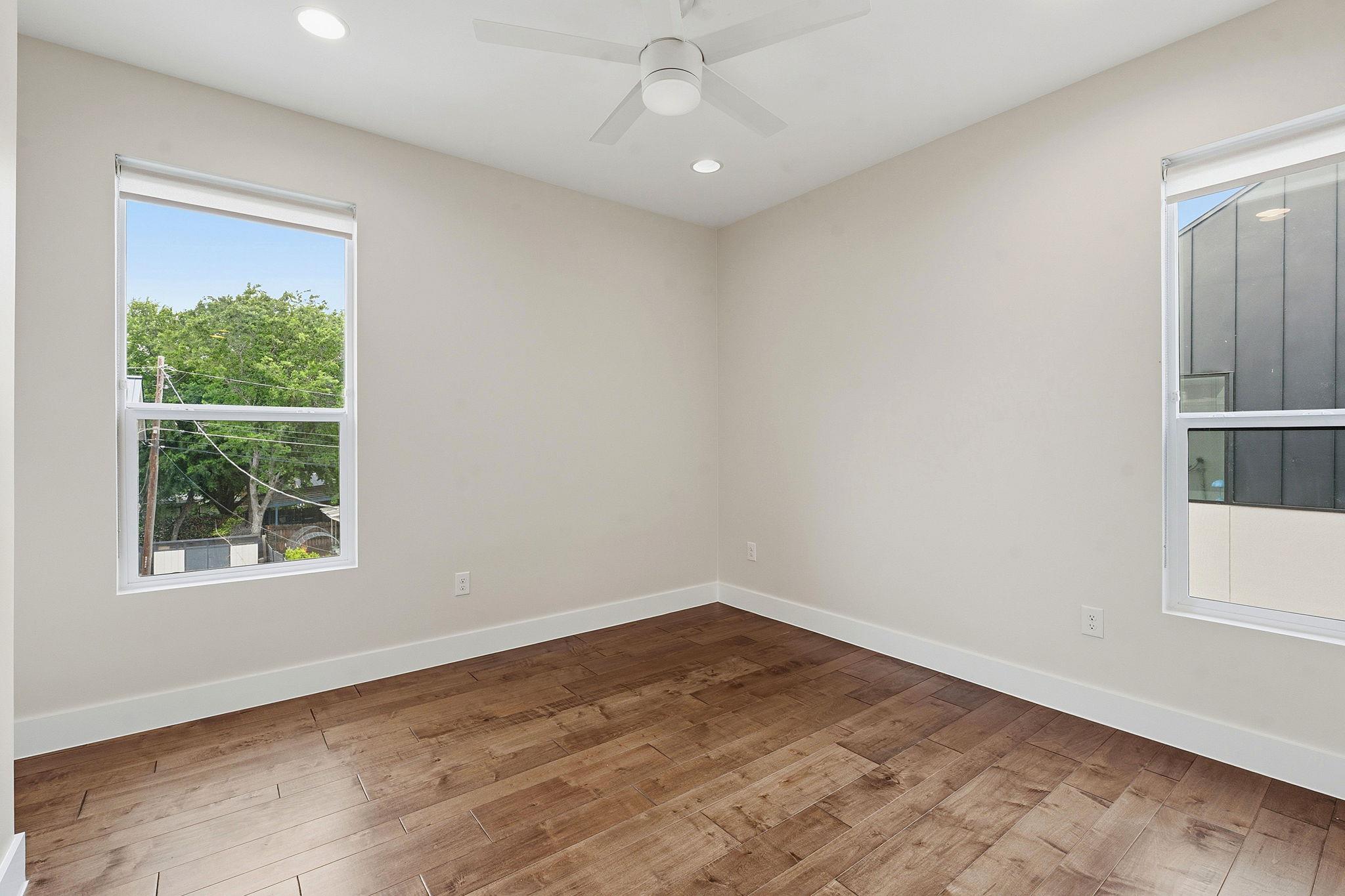 1307 Clifford Ave