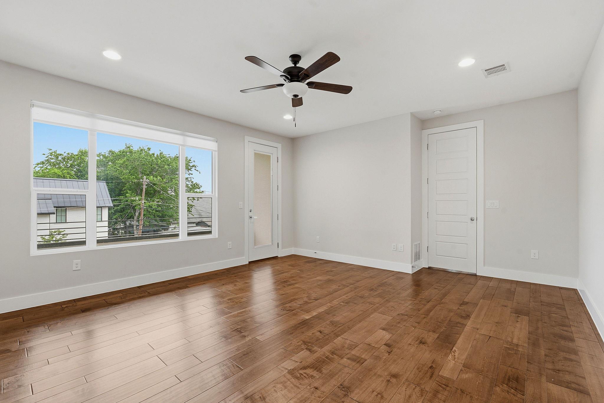 1307 Clifford Ave